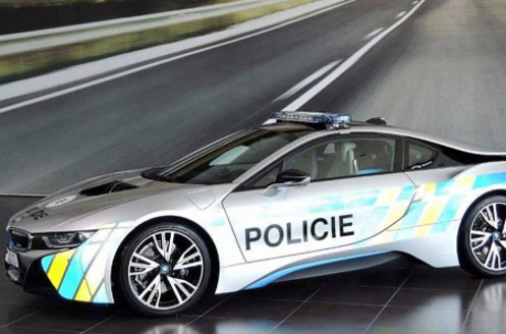 BMW i8: policía de República Checa