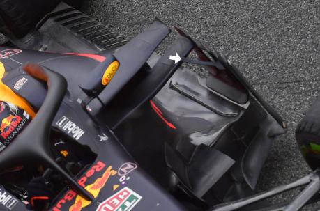 Red Bull Racing RB14 soporte deflector Foto: Mark Sutton
