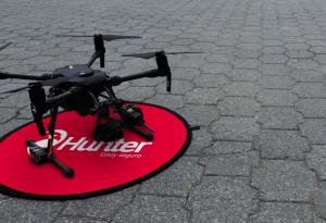 La firma adquirió  12 drones, que cuentan con equipos de localización y ubicación, así como con cámaras de alta resolución. Foto: Hunter