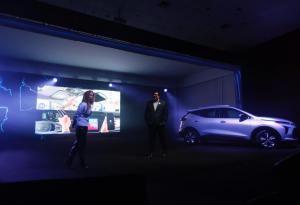 Chevrolet y General Motors presentaron el Bolt EUV en un acto en Cuenca. Fotos: Diego Pallero /Carburando